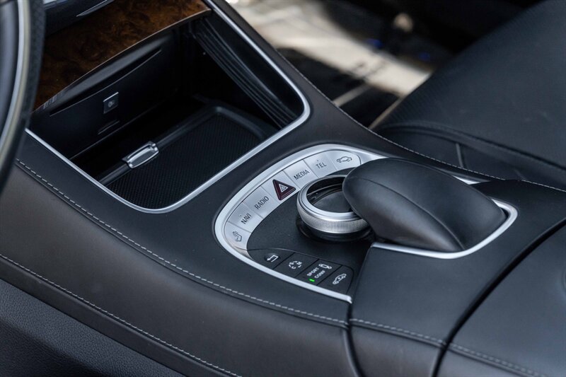 2014 Mercedes Benz S 63 AMG photo 23
