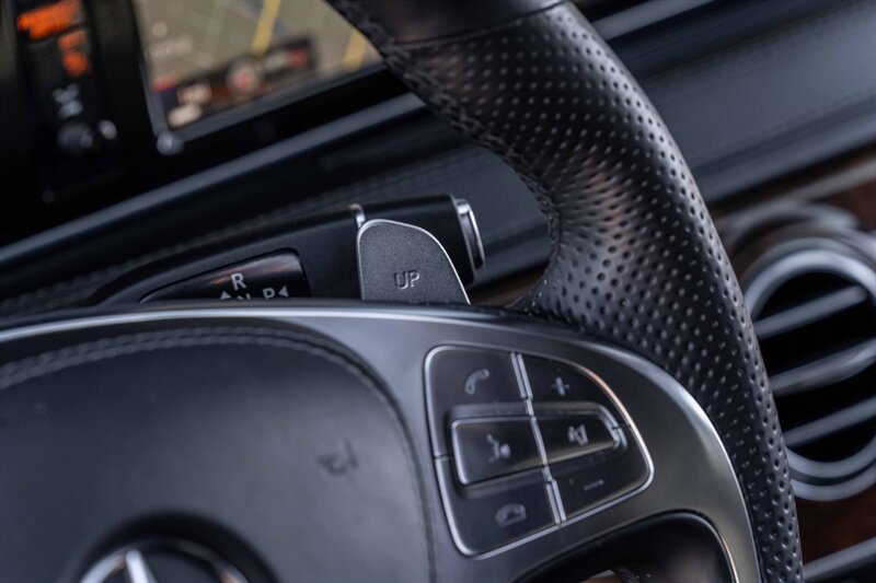 2014 Mercedes Benz S 63 AMG photo 17