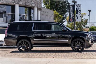 2019 Cadillac Escalade ESV Platinum   - Photo 5 - Westminster, CA 92683