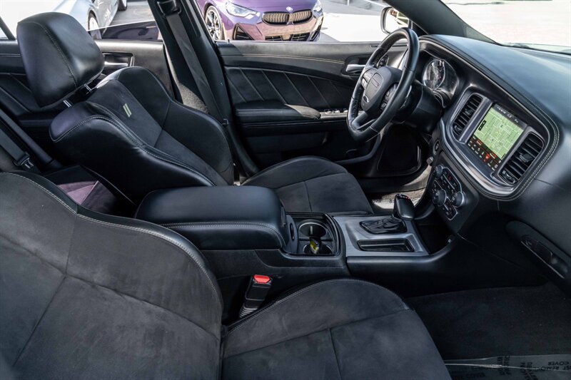 2023 Dodge Charger Scat Pack photo 2