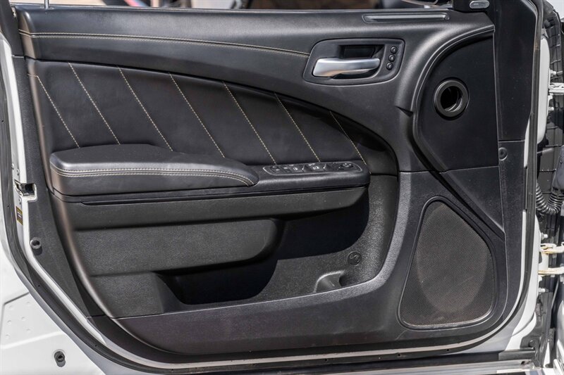 2023 Dodge Charger Scat Pack photo 14