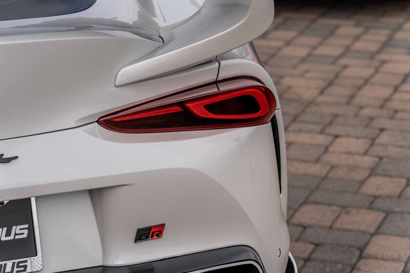 2022 Toyota GR Supra 3.0 Premium   - Photo 12 - Westminster, CA 92683