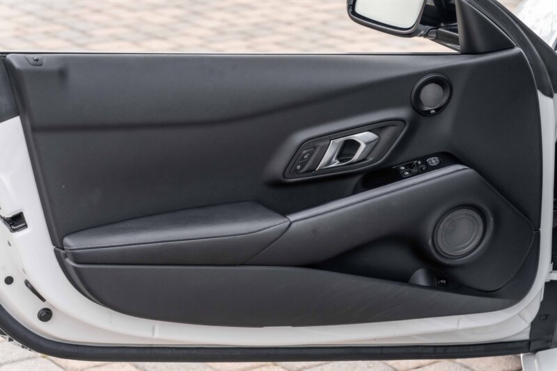 2022 Toyota GR Supra 3.0 Premium   - Photo 16 - Westminster, CA 92683