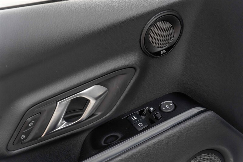 2022 Toyota GR Supra 3.0 Premium   - Photo 18 - Westminster, CA 92683