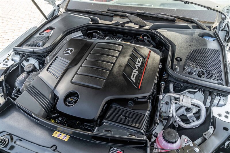 2022 Mercedes Benz AMG GT photo 10