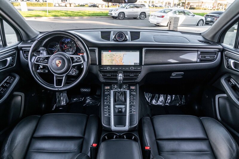 2021 Porsche Macan GTS photo 4