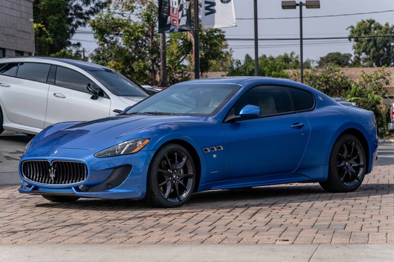 2013 Maserati GranTurismo Sport   - Photo 8 - Westminster, CA 92683