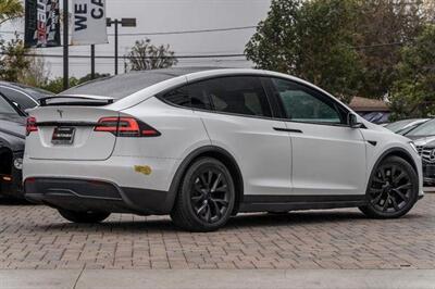 2022 Tesla Model X   - Photo 10 - Westminster, CA 92683