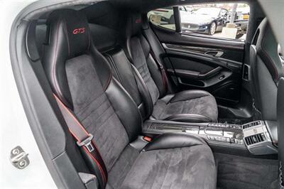 2016 Porsche Panamera GTS   - Photo 38 - Westminster, CA 92683