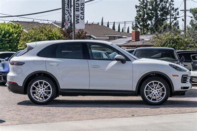 2019 Porsche Cayenne S   - Photo 5 - Garden Grove, CA 92843