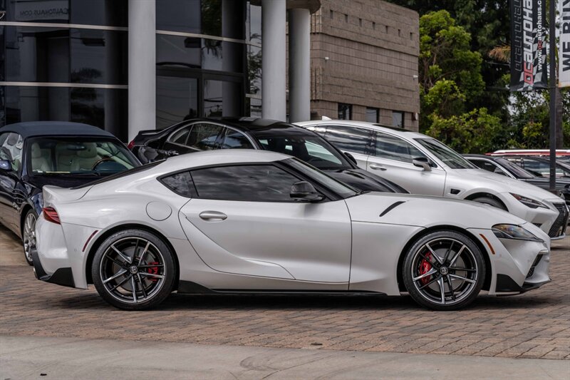 2021 Toyota Supra 3.0 Premium photo 3