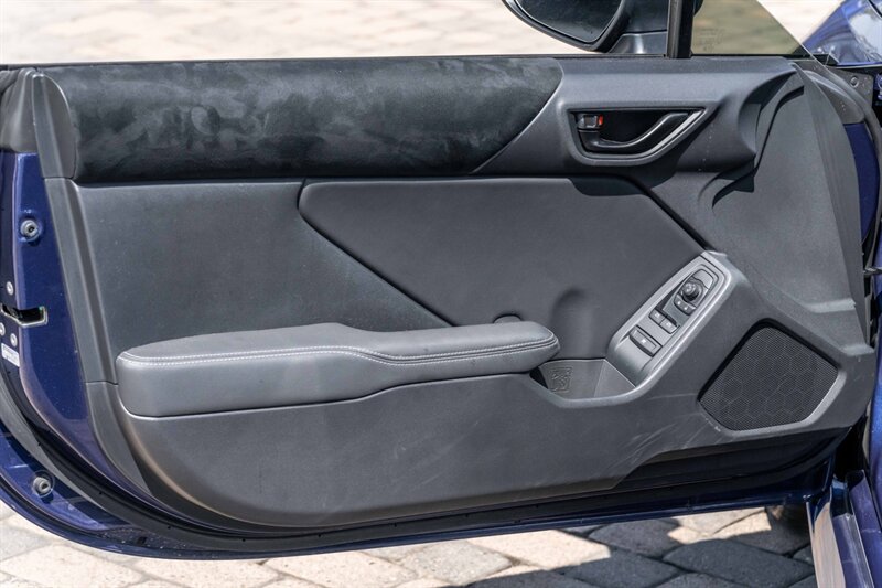 2022 Toyota GR86 Premium   - Photo 13 - Westminster, CA 92683