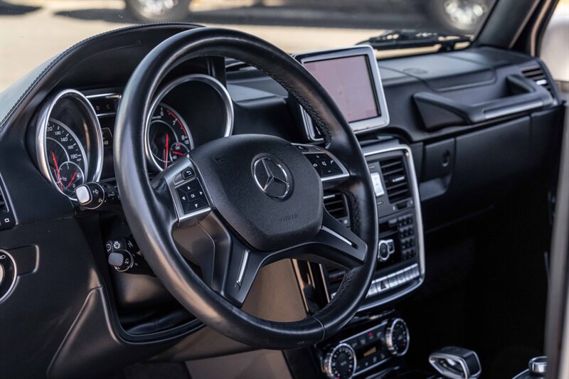 2016 Mercedes Benz G AMG 63 photo 19