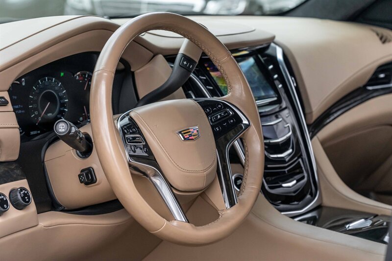 2019 Cadillac Escalade Platinum  One Owner Clean Carfax - Photo 25 - Westminster, CA 92683