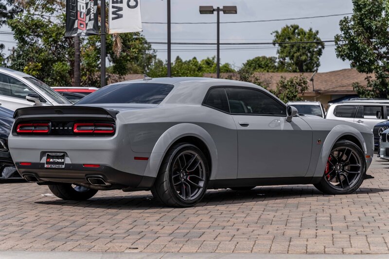 2021 Dodge Challenger R/T Scat Pack Widebody photo 8