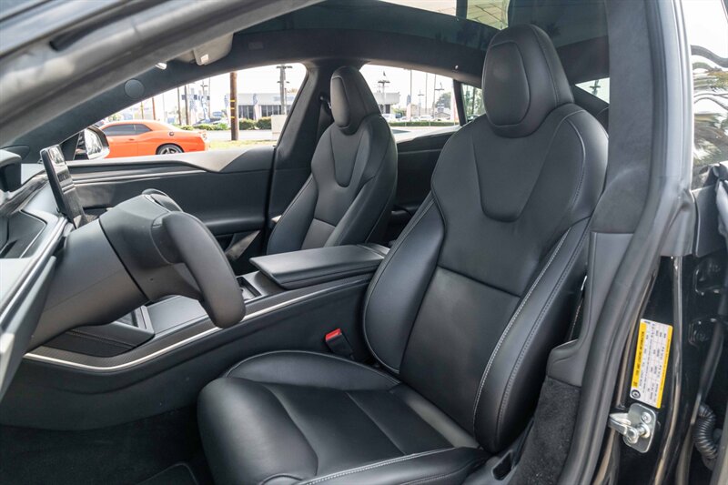 2023 Tesla Model S Plaid   - Photo 4 - Westminster, CA 92683