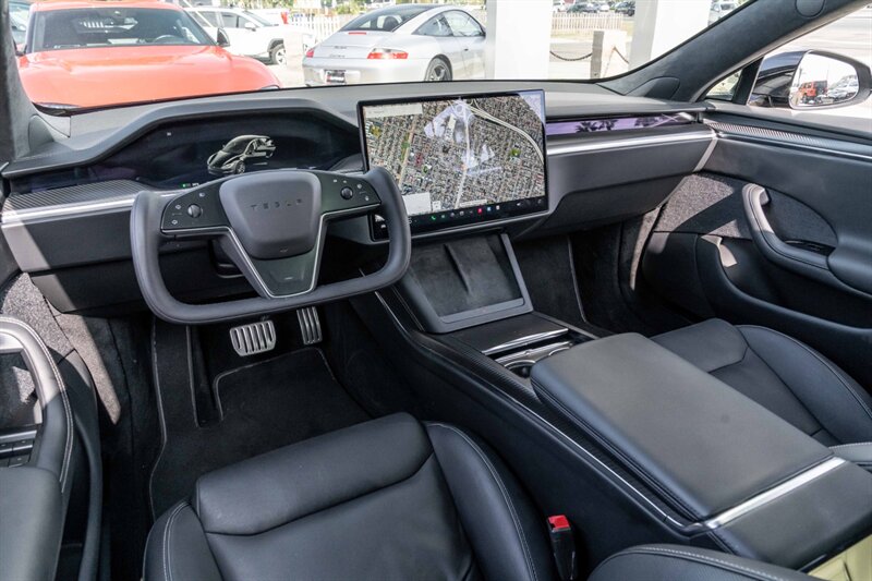 2023 Tesla Model S Plaid   - Photo 18 - Westminster, CA 92683
