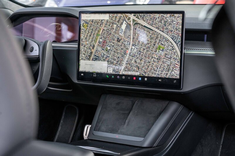 2023 Tesla Model S Plaid   - Photo 22 - Westminster, CA 92683