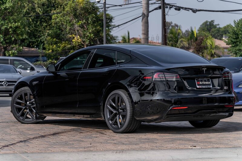 2023 Tesla Model S Plaid   - Photo 3 - Westminster, CA 92683