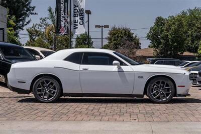 2023 Dodge Challenger R/T   - Photo 5 - Westminster, CA 92683