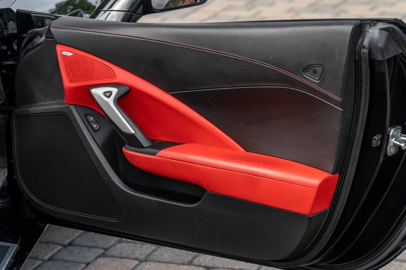 2016 Chevrolet Corvette Stingray Z51  3LT Package - Photo 14 - Westminster, CA 92683