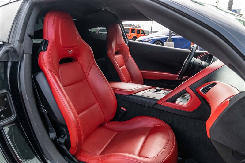 2016 Chevrolet Corvette Stingray Z51  3LT Package - Photo 17 - Westminster, CA 92683