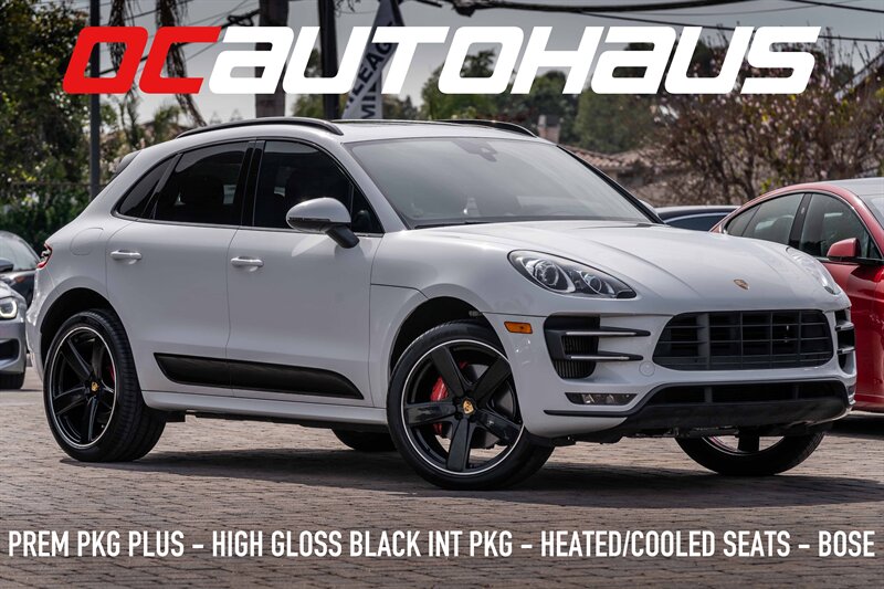 2018 Porsche Macan Turbo  