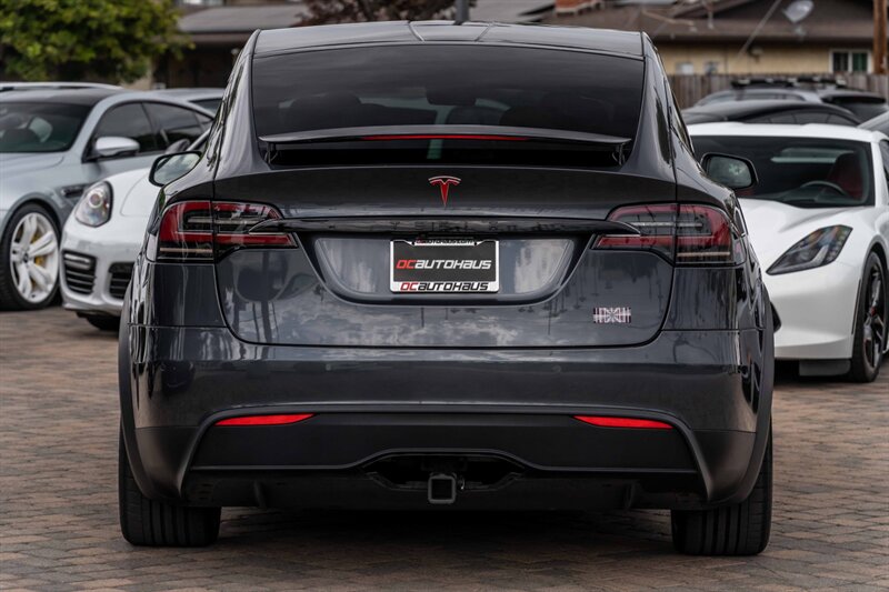 2022 Tesla Model X Plaid photo 9
