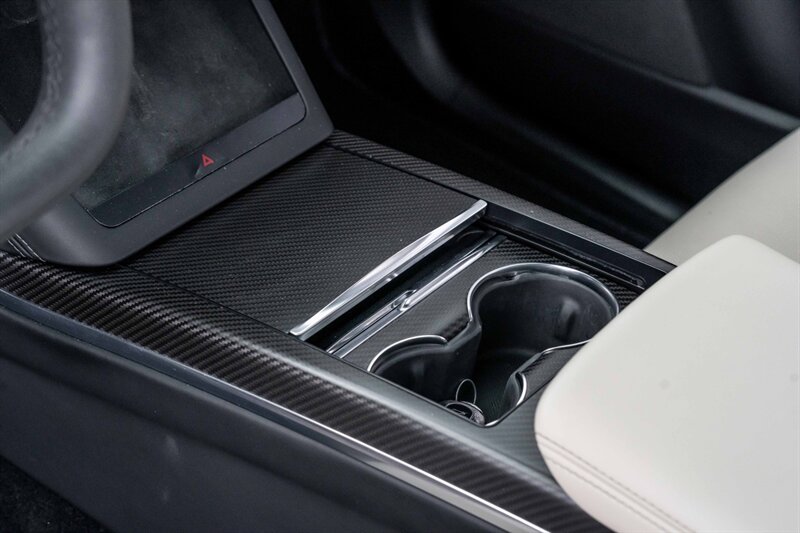 2022 Tesla Model X Plaid photo 26