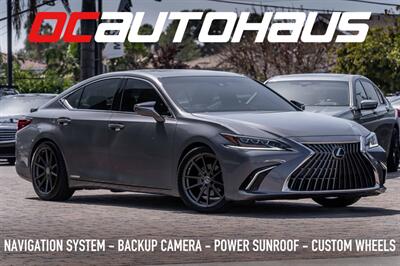 2021 Lexus ES300h Sedan