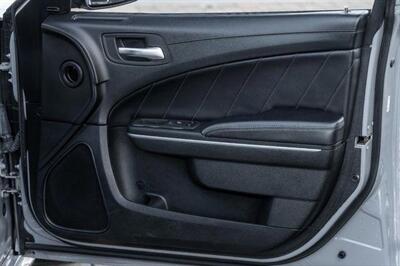 2022 Dodge Charger Scat Pack  Starlight Headliner - Photo 18 - Westminster, CA 92683