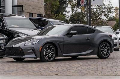 2024 Toyota GR86   - Photo 9 - Westminster, CA 92683