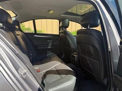 2015 BMW 528i - Photo 8 - Manteca, CA 95337