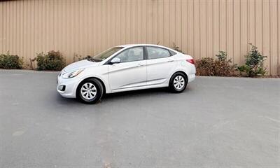 2017 Hyundai ACCENT SE   - Photo 2 - Manteca, CA 95337