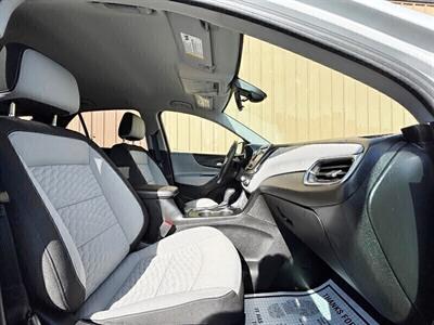 2020 Chevrolet Equinox LS   - Photo 8 - Manteca, CA 95337