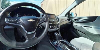 2020 Chevrolet Equinox LS   - Photo 4 - Manteca, CA 95337