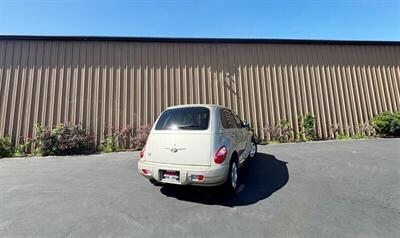 2006 Chrysler PT Cruiser Touring   - Photo 17 - Manteca, CA 95337