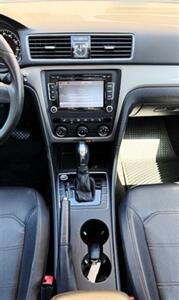 2015 Volkswagen Passat 1.8T S   - Photo 6 - Manteca, CA 95337