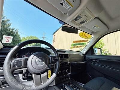 2012 Jeep Liberty Sport   - Photo 5 - Manteca, CA 95337