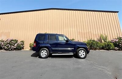 2012 Jeep Liberty Sport   - Photo 10 - Manteca, CA 95337