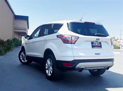 2017 Ford Escape SE   - Photo 16 - Manteca, CA 95337