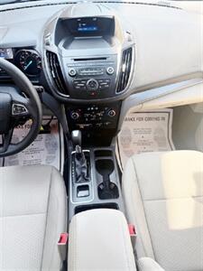 2017 Ford Escape SE   - Photo 11 - Manteca, CA 95337