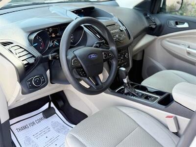2017 Ford Escape SE   - Photo 4 - Manteca, CA 95337