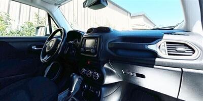 2016 Jeep Renegade Latitude   - Photo 7 - Manteca, CA 95337