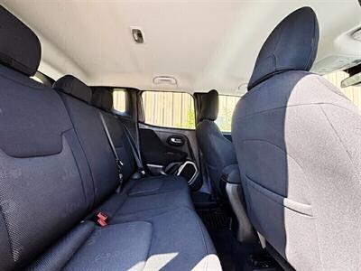 2016 Jeep Renegade Latitude   - Photo 10 - Manteca, CA 95337