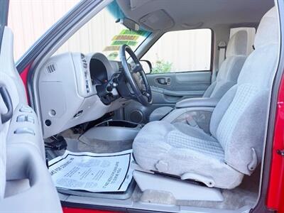 2002 Chevrolet S-10   - Photo 3 - Manteca, CA 95337