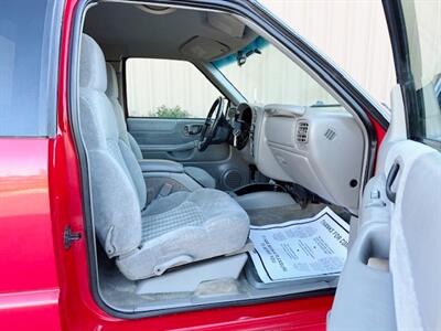 2002 Chevrolet S-10   - Photo 8 - Manteca, CA 95337
