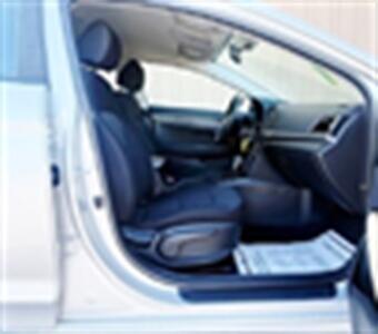 2018 Hyundai ELANTRA SE   - Photo 2 - Manteca, CA 95337