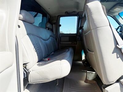 2002 GMC Sierra 1500   - Photo 10 - Manteca, CA 95337