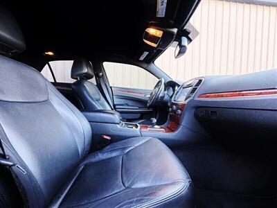 2013 Chrysler 300 Series   - Photo 9 - Manteca, CA 95337